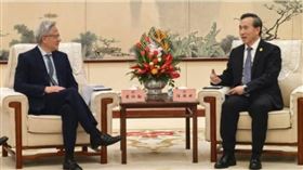 美限晶片出口他旋風登陸？黃仁勳說話了