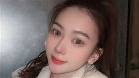 主嫌歐俞彤（24歲）酷似韓星金智秀Jisoo。（圖／翻攝自歐俞彤IG ）