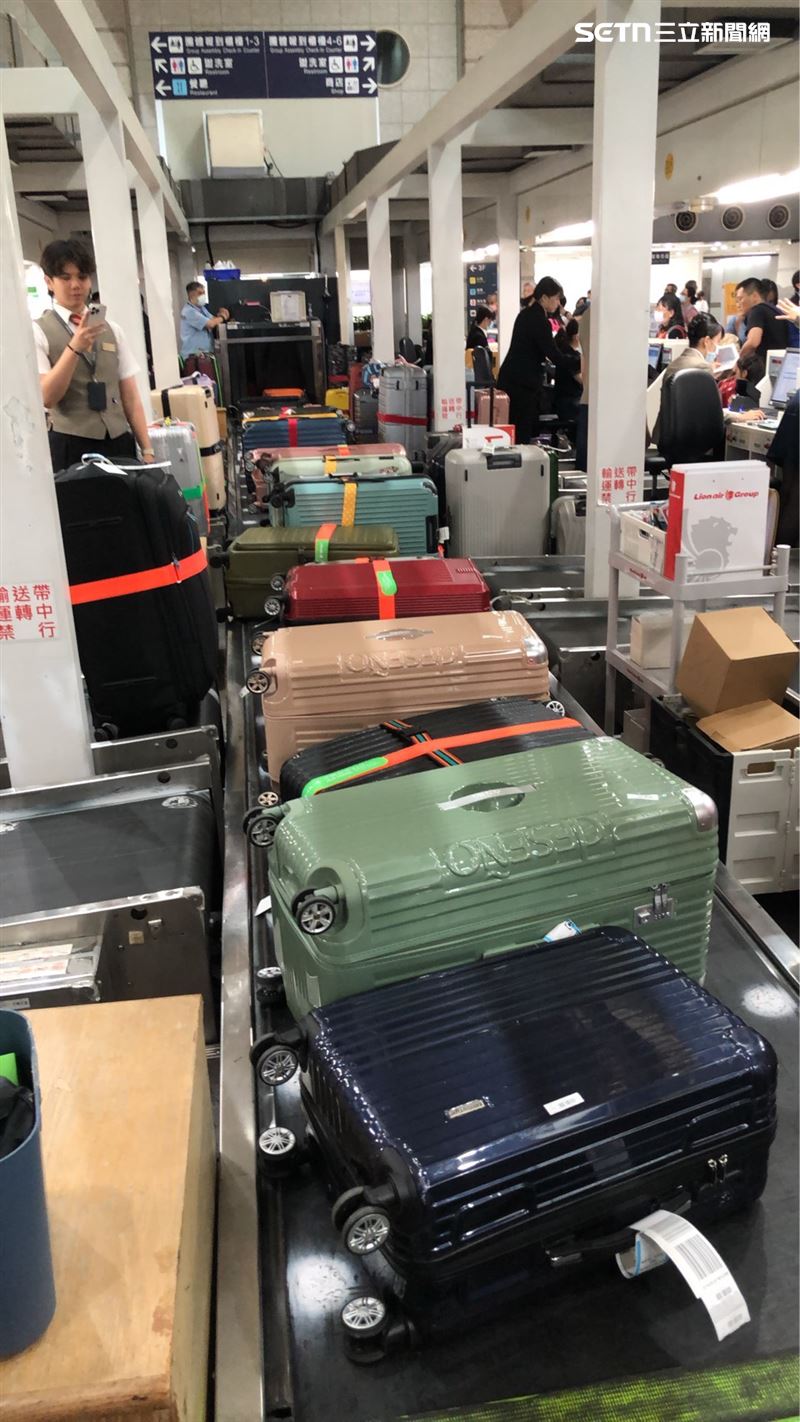有名旅遊業者分享回國取行李時免費又實用的小技巧,不用再守著轉盤苦等了。(圖/資料照)