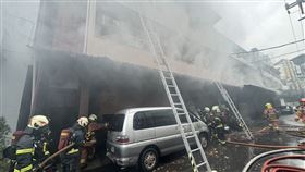 現場搶救情形。（圖／翻攝畫面）