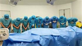 器捐,中國,媽媽,凡凡,眼角膜,離世,英雄