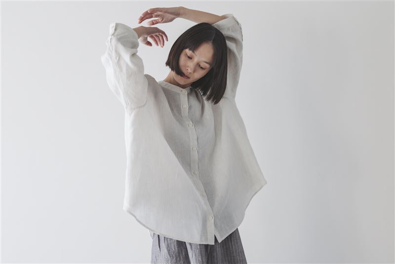 MUJI無印良品推薦適合春夏穿著的亞麻與大麻服飾系列新品。（圖／品牌業者提供）