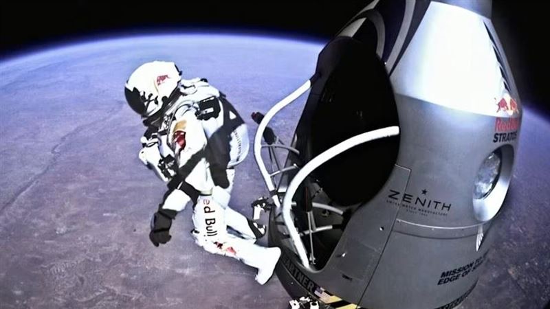 從太空跳下的男人 　肉身超音速世界看傻