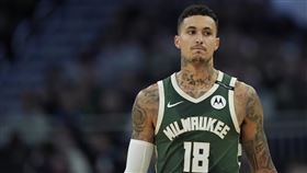 ▲公鹿前鋒庫茲馬（Kyle Kuzma）全場出賽21分34秒，5項數據通通掛零成為「通零王」，也是NBA歷史第6人。（圖／美聯社／達志影像）