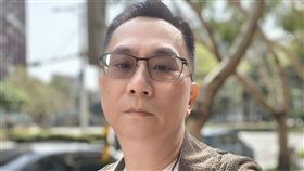 486先生陳延昶分享，他的信用卡被盜刷。（圖／翻攝自486先生臉書）