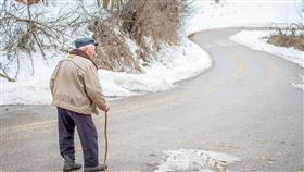 ▲根據退休調查經濟考量，是影響退休意願以及時程的主要原因。（示意圖／PIXABAY） 