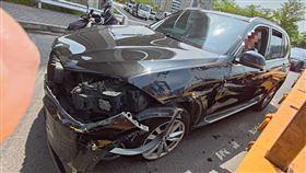 車禍事故發生現場的情形。（圖／翻攝畫面）