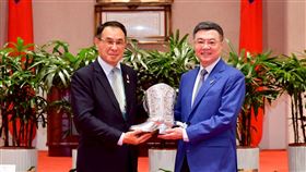 行政院長卓榮泰今（21）日下午接見「第37屆北美台商回國訪問暨投資考察團」。（圖／行政院提供)