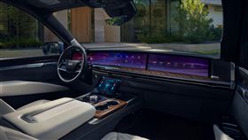 ▲汽車先進的科技及AI的加入，可能成為隱私的破口。（圖／翻攝GM）