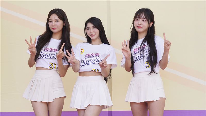 啦啦隊女神抱病跳舞　親吐李皓禎回韓近況