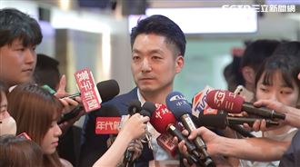 他揭台北市藍委「已把倒閣當作浮木」