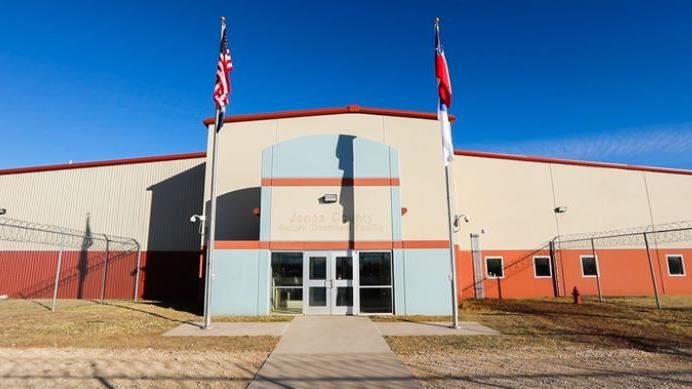 趕移民又出新招　川普「賜死」後再逐出國