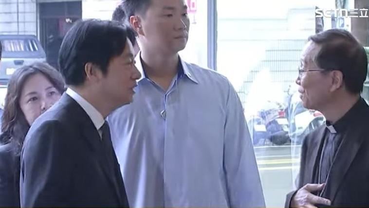 教宗辭世　賴清德赴方濟各靈堂追思致意