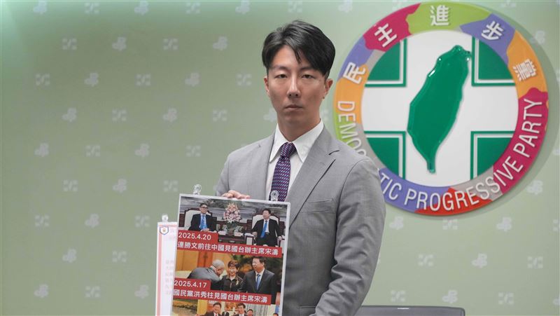 連勝文赴中！綠：整個黨都給紅共收去算了