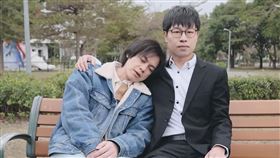 LINE TV十週年企劃影片中，HowHow被藍亦明的帥氣迷倒。（圖／LINE TV提供）