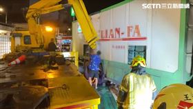 基隆市,貨車,婦女,騎士,機車,大型吊車,車禍,死亡,內輪差