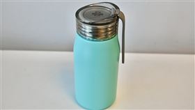 百萬股民看過來！中鋼紀念品開獎了　「輕巧冷水瓶」實體照曝光（圖／中鋼提供）