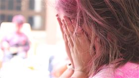 ▲台股無法延續昨日大漲漲勢，今日下跌160點投資人無語。（示意圖／PIXABAY）