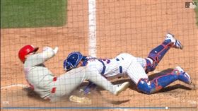 ▲索托（Juan Soto）長傳美技沒收超前分。（圖／翻攝自MLB官網）