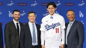 ▲道奇爭取佐佐木朗希加盟，在休息室加裝8座免治馬桶。（圖／美聯社／達志影像）