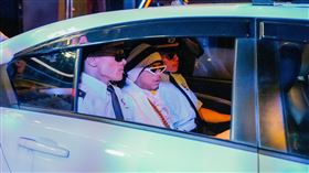 黃明志為《悔過書》MV大突破，不只被上銬還入獄。（圖／亞洲通文創 提供）