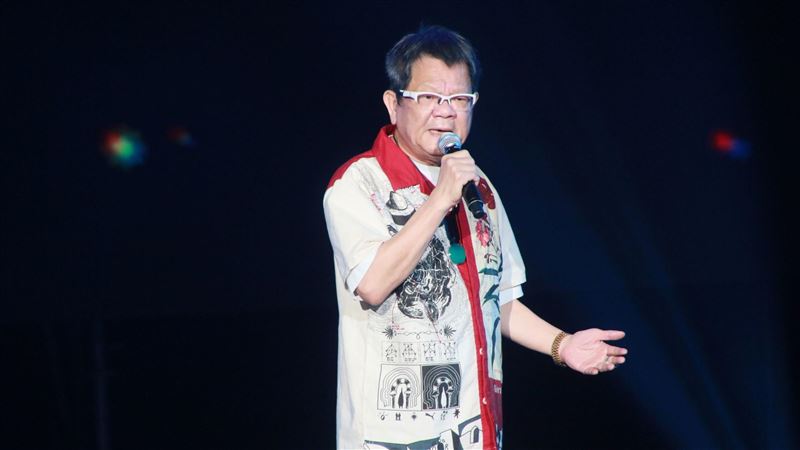 鄭進一大病初癒首開唱！送抗癌4字箴言
