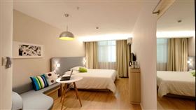 飯店業者特別呼籲，旅客入住時應遵守規範，尊重公共財產，共同維護良好的住宿環境與品質。（示意圖／翻攝Pexels）