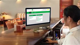 ▲國泰世華柬埔寨子行今年推出「CUBC線上刷卡收款服務」，快速生成付款連結傳送給客戶。（圖／國泰世華銀行提供）