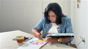 心腦合一藝術家黃韶琴