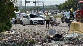 台中,事故,路段,曳引車,機車,轎車,向上路,追撞