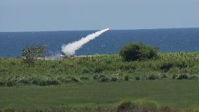 菲美演習 美MADIS發射飛彈