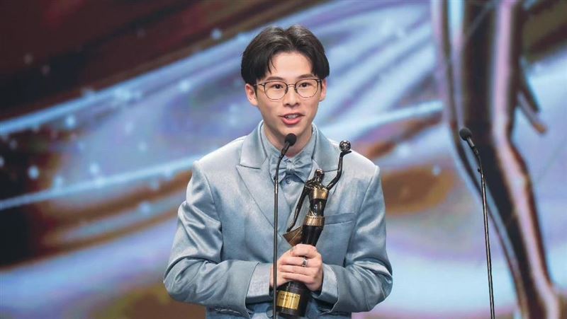金像獎／梁朝偉頒發　A貨許光漢奪新演員