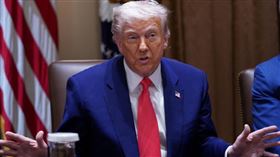 川普認為對他國課徵的關稅，可以讓美國國民少繳納所得稅。（圖／達志／路透社）