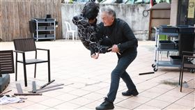 吳岱融接演《隱門》「一代賊王」葉嘯天，劇中大量動作戲都親自上陣。（圖／年代提供）