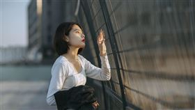 悲傷,憂鬱。（示意圖／PIXABAY）