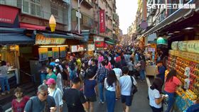 連假,放假,人潮,出遊,淡水老街,國慶,圖／民眾提供