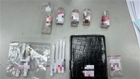 通緝犯涉侵占車輛違停  高雄警逮人起獲喪屍煙彈高雄新興警方13日獲報有輛疑似贓車的自小客車違停，員警埋伏逮捕郭姓駕駛，並查出其為屏檢發布的毒品通緝犯，起獲安非他命、依托咪酯煙彈，全案訊後依侵占、毒品等罪送辦。（高市新興警分局提供）中央社記者洪學廣傳真  114年4月15日