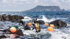雄獅獨家推出濟州島海女行程。（圖／韓國觀光公社提供） 