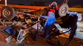 彰化,貨車,車禍,國道一號,翻覆,肇事▲圖片描述。（圖／翻攝畫面）