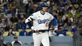 ▲大谷翔平首打席敲安後連選3次保送。（圖／美聯社／達志影像）