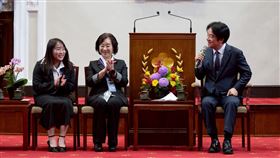 賴清德總統今（29）日接見「114年全國模範勞工、全國模範移工及其眷屬」。（圖／總統府提供)