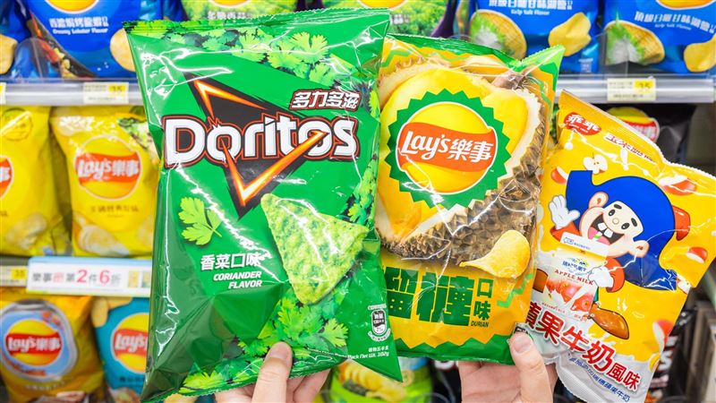 香菜多力多滋掀起搶購潮，更帶動香菜潮，許多食品都推出香菜口味。(圖／7-ELEVEN提供)