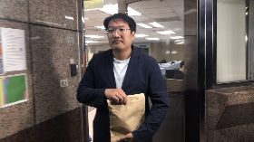 疑查戶政系統助罷免 基隆民政處長40