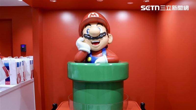 駭客組織聲稱已成功入侵任天堂的資料庫,並公布一張包含大量以「Nintendo」為開頭資料夾的截圖。(圖/記者鄭孟晃攝影)