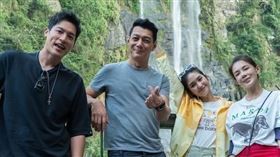 許孟哲（左起）、聶雲、雷嘉汭與林美貞攜手共遊新北。（圖／台灣大哥大MyVideo提供）