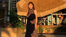 陽帆老婆Julie曾因為家庭餐敘，直接當街爆哭上演八點檔。（圖/翻攝臉書）