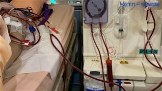 26歲女「泡泡尿」慘洗腎！醫揭3症狀別拖