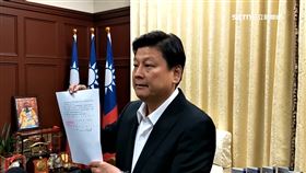 被追問礦業稅！傅崐萁推記者：別妨礙我走路