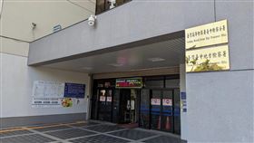 越南移工遭囚禁勒贖  檢方聲押涉案5人獲准張姓男子等人日前囚禁一名越南籍移工且向家屬勒贖，被害人在台親友報案後，台中警方9日循線赴宜蘭逮捕張男等5人，檢方訊後聲押獲准。圖為台中地檢署外觀。中央社記者蘇木春台中攝  114年1月10日