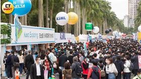 新鮮人起薪3.3萬元！「這4行業」有好薪情